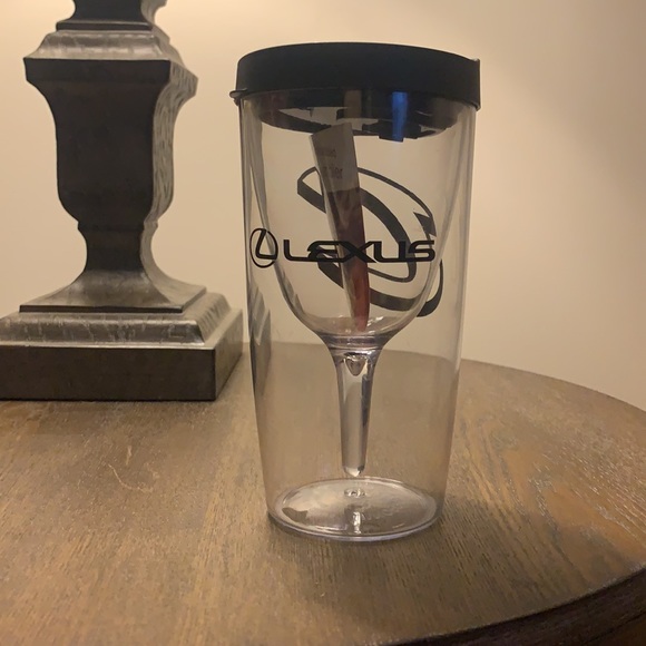 Cleveland Cavaliers Double Insulated Wine Tumbler - Picture 5 of 6